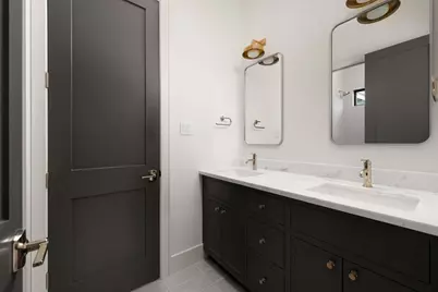 709 E 17th Street, Houston, TX 77008 - Photo 19