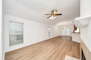 20019 Beechview Ln, Katy, TX 77449 - Photo 11