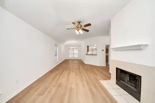 20019 Beechview Ln, Katy, TX 77449 - Photo 9