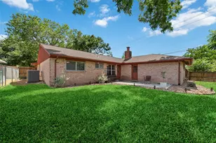 7434 Carew St, Houston, TX 77074 - Photo 29