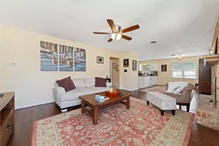 7434 Carew St, Houston, TX 77074 - Photo 11
