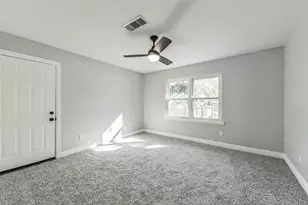 8925 Everglade Dr, Houston, TX 77078 - Photo 19