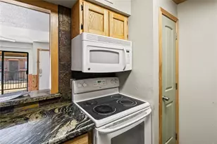 904 University Oaks Blvd, College Station, TX 77840 - Photo 11