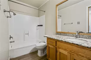 904 University Oaks Blvd, College Station, TX 77840 - Photo 19