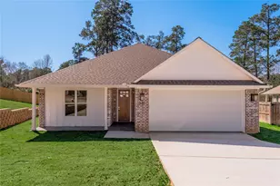 825 Village Gate Cir, Nacogdoches, TX 75961 - Photo 1