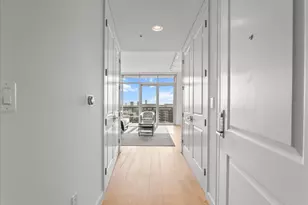 2207 Bancroft St, Houston, TX 77027 - Photo 3