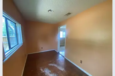 2306 Davis Street, Houston, TX 77026 - Photo 5