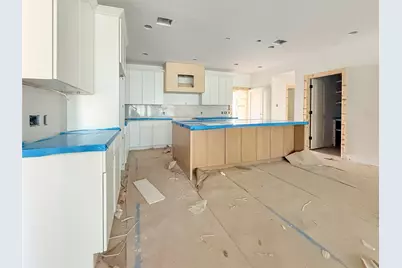 10438 Brinwood Drive, Houston, TX 77043 - Photo 9