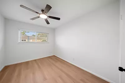 9654 Westview Drive #9, Houston, TX 77055 - Photo 29