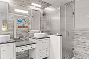 805 Ralfallen St, Houston, TX 77008 - Photo 15