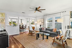 805 Ralfallen St, Houston, TX 77008 - Photo 5