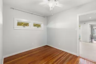 805 Ralfallen St, Houston, TX 77008 - Photo 19