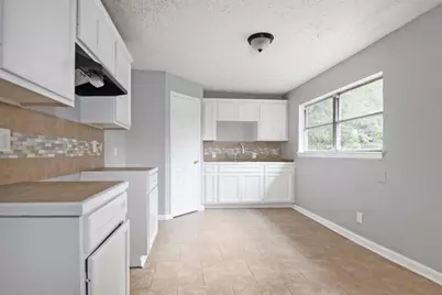 7244 Rhobell Street, Houston, TX 77016 - Photo 11