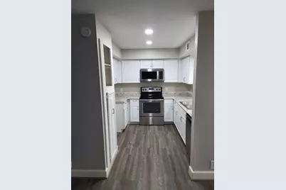 11002 Hammerly Boulevard Boulevard #212, Houston, TX 77043 - Photo 17
