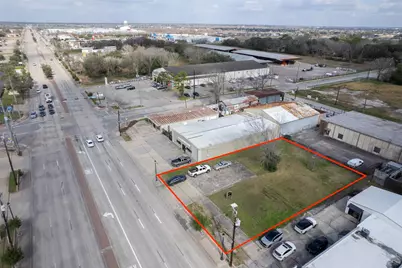 2107 N Main Street, Pearland, TX 77581 - Photo 3