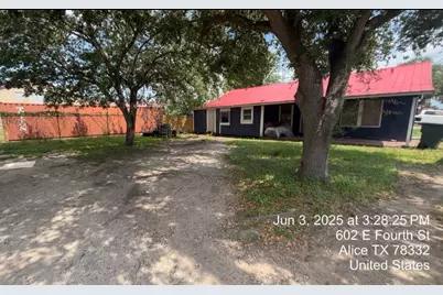 602 E 4th Street, Alice, TX 78332 - Photo 1