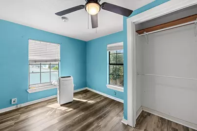 2815 Jack Johnson Boulevard, Galveston, TX 77550 - Photo 33