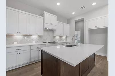 6921 Nubuck Drive, Montgomery, TX 77316 - Photo 3