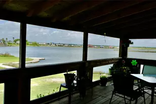4432 Swan St, Hitchcock, TX 77563 - Photo 25