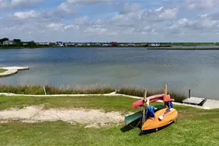 4432 Swan St, Hitchcock, TX 77563 - Photo 25