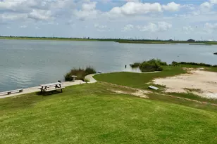 4432 Swan St, Hitchcock, TX 77563 - Photo 23