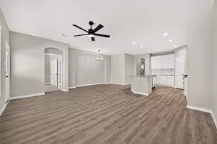 1435 Terry Roberts Dr, Angleton, TX 77515 - Photo 13