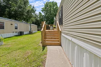 13053 Oak Manor Court, Willis, TX 77318 - Photo 29