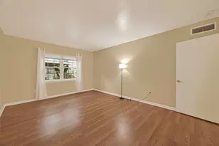 2600 Bellefontaine St, Houston, TX 77025 - Photo 27