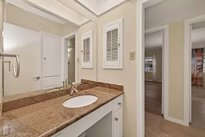 2600 Bellefontaine Street #B 24, Houston, TX 77025 - Photo 23