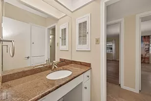 2600 Bellefontaine St, Houston, TX 77025 - Photo 23