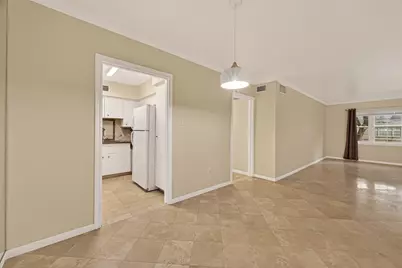 2600 Bellefontaine Street #B 24, Houston, TX 77025 - Photo 11