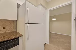 2600 Bellefontaine St, Houston, TX 77025 - Photo 17