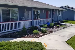 310 Klickitat St, Other, OR 97882 - Photo 3