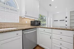 5202 Sagecircle Street S, Houston, TX 77056 - Photo 15