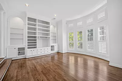 5202 Sagecircle Street S, Houston, TX 77056 - Photo 9