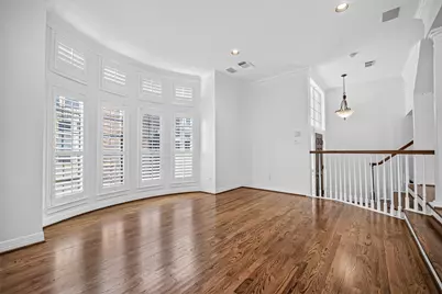 5202 Sagecircle Street S, Houston, TX 77056 - Photo 7