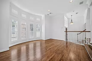 5202 Sagecircle Street S, Houston, TX 77056 - Photo 7