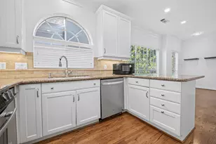 5202 Sagecircle Street S, Houston, TX 77056 - Photo 13