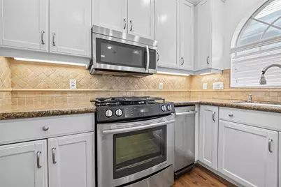 5202 Sagecircle Street S, Houston, TX 77056 - Photo 17