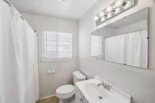 233 W Obion Rd, Houston, TX 77076 - Photo 13