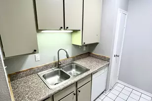 7950 N Stadium Dr, Houston, TX 77030 - Photo 15