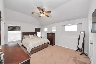 11111 Grape Hyacinth Lane, Houston, TX 77044 - Photo 19