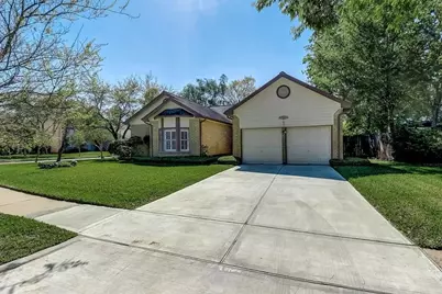 2914 Cottonfield Way, Sugar Land, TX 77479 - Photo 3