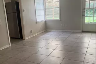 4713 Saxon St, Bellaire, TX 77401 - Photo 7