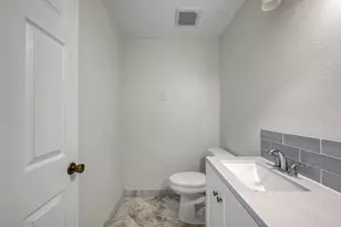 117 Broken Bough Ln, Conroe, TX 77304 - Photo 19