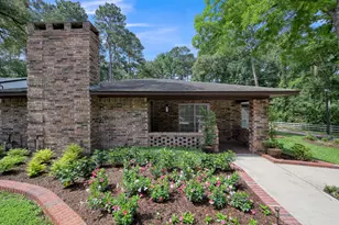 117 Broken Bough Ln, Conroe, TX 77304 - Photo 1