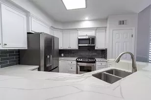 2102 Post Office Street Corner, Galveston, TX 77550 - Photo 13