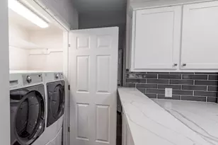 2102 Post Office Street Corner, Galveston, TX 77550 - Photo 9