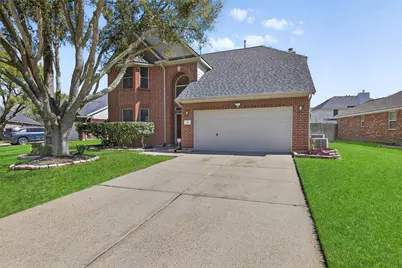 405 Gastonbury Court, League City, TX 77573 - Photo 3