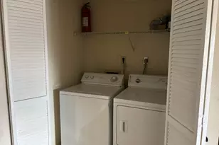 2121 Hepburn St, Houston, TX 77054 - Photo 9